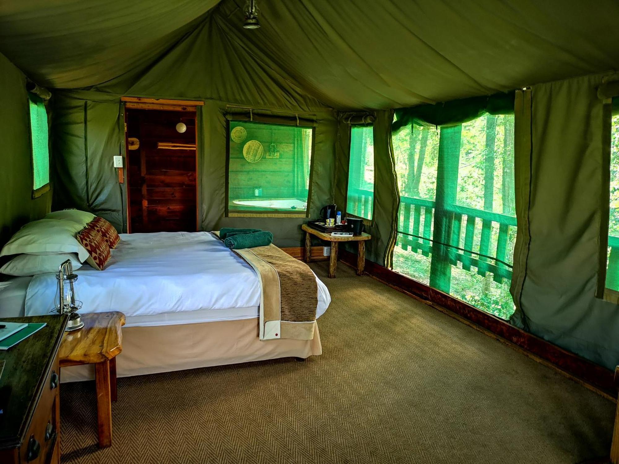 Fernhill Tented Treehouses Rheenendal Eksteriør bilde